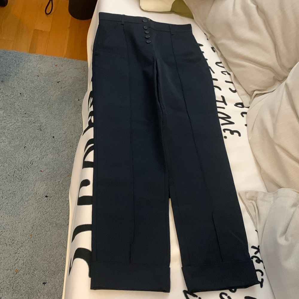 Women’s wide-leg pants. Navy.